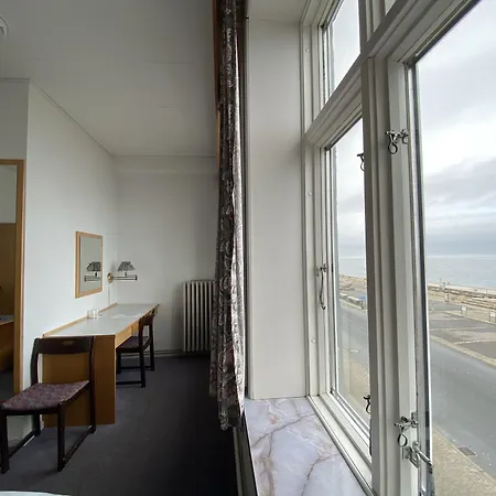 - Du Nord Hotel